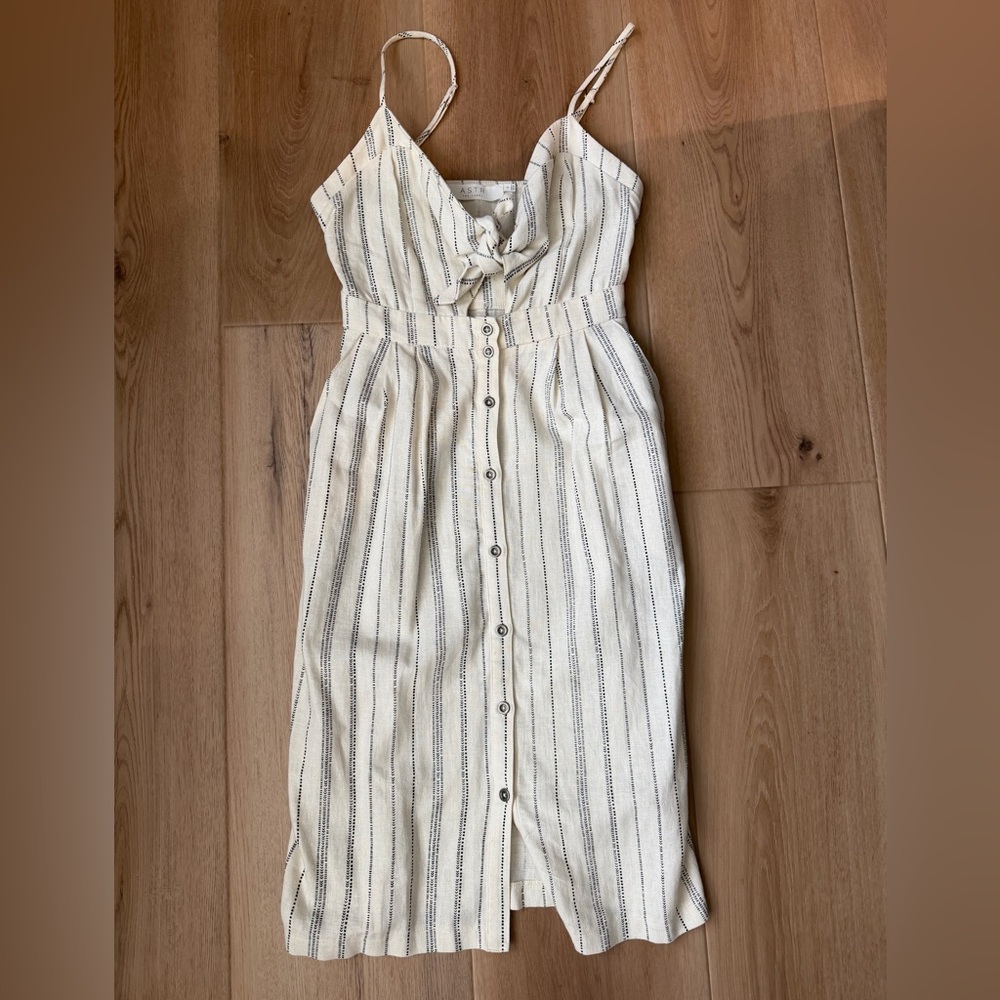 Astr Cream and Black Linen Midi Dress